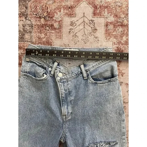 Abercrombie & Fitch The 90s Straight Ultra High Rise Criss Cross Jeans 25 0R - Picture 6 of 10